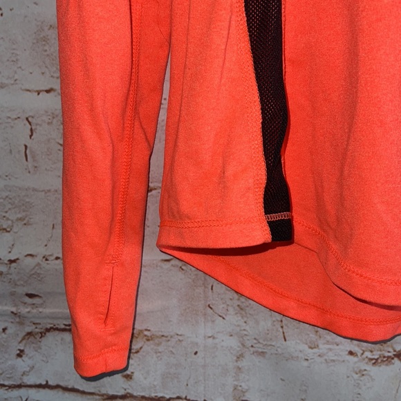 Nike Dri Fit long sleeve workout shirt S orange black mesh training loose fit - Picture 4 of 10
